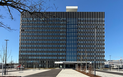 LKA-NRW: LKA übernimmt kernsaniertes Hochhaus - 440 Beschäftigte kehren heim an die Völklinger Straße - Foto: presseportal.de