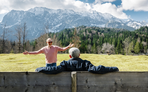 Mit dem Wohnmobil durch Bayern und hoch hinauf: Bezzel & Schwarz touren wieder durch den Freistaat / ab 30. April in der ARD Mediathek und ab 4. Mai im BR Fernsehen - Foto: presseportal.de