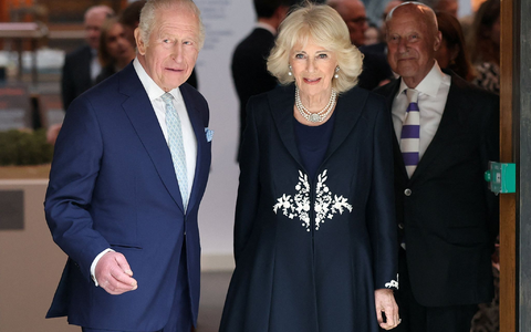 Die Reisepläne für die USA von König Charles und Königin Camilla wurden nach dem Vorfall beim Korrespondentendinner in Washington überprüft. (Archivbild) - Foto: Toby Melville/Pool Reuters/PA/dpa