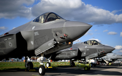 Die weltweiten Militärausgaben sind laut Friedensforschungsinstitut Sipri auf einen Rekordwert gestiegen. - Foto: Britta Pedersen/dpa-Zentralbild/dpa