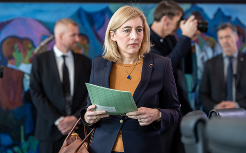 Die Reformpläne von Gesundheitsministerin Nina Warken (CDU) stoßen auf viel Kritik. (Archivbild) - Foto: Michael Kappeler/dpa