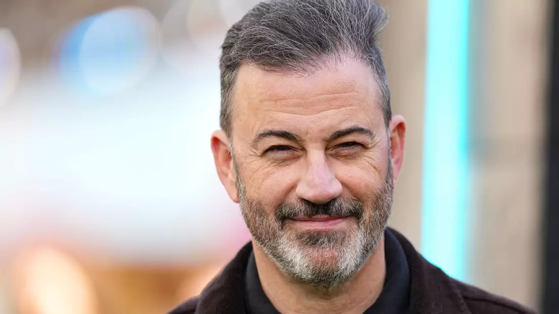 Jimmy Kimmel kritisiert in seiner Late-Night-Sendung nahezu jeden Tag US-Präsident Donald Trump. (Archivbild) - Bild: Scott A Garfitt/Invision/dpa