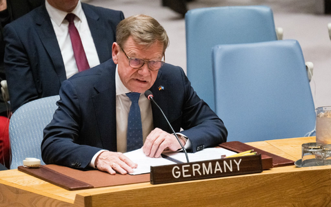 Außenminister Johann Wadephul (CDU) warnt in einer Sitzung des UN-Sicherheitsrats in New York vor einer weiteren Eskalation des Iran-Krieges. - Foto: Sebastian Christoph Gollnow/dpa