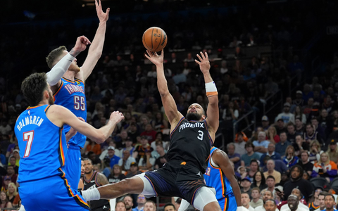 Der Meister ist eine Runde weiter: Die Oklahoma City Thunder gewannen alle vier Spiele gegen Phoenix. - Foto: Ross D. Franklin/AP/dpa