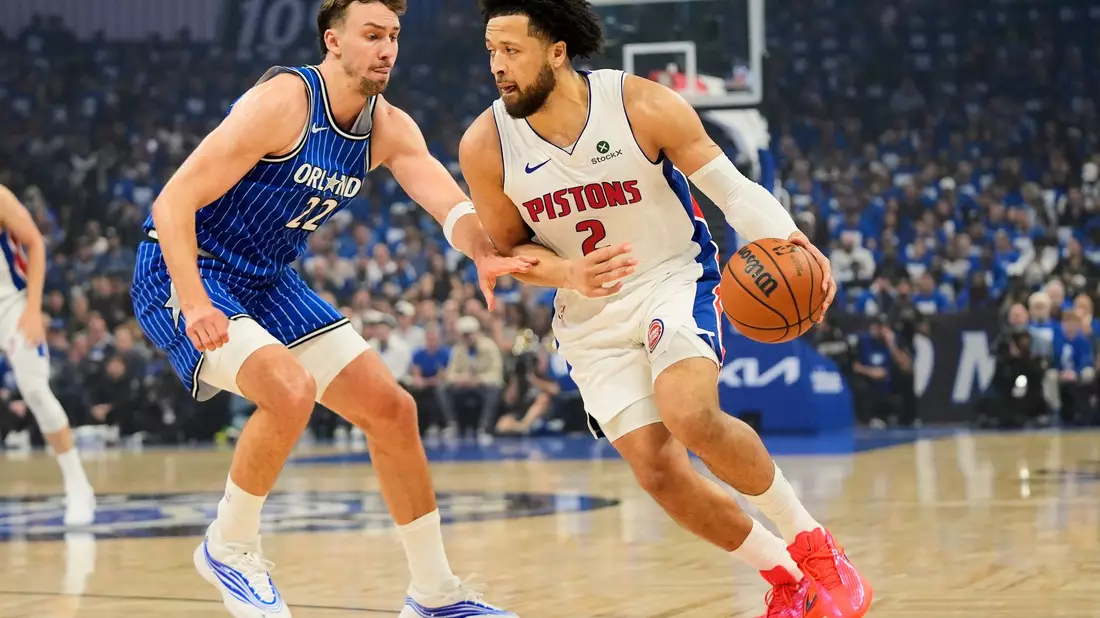 Mit Franz Wagner (links) auf dem Feld waren die Magic den Pistons klar überlegen. - Bild: John Raoux/AP/dpa