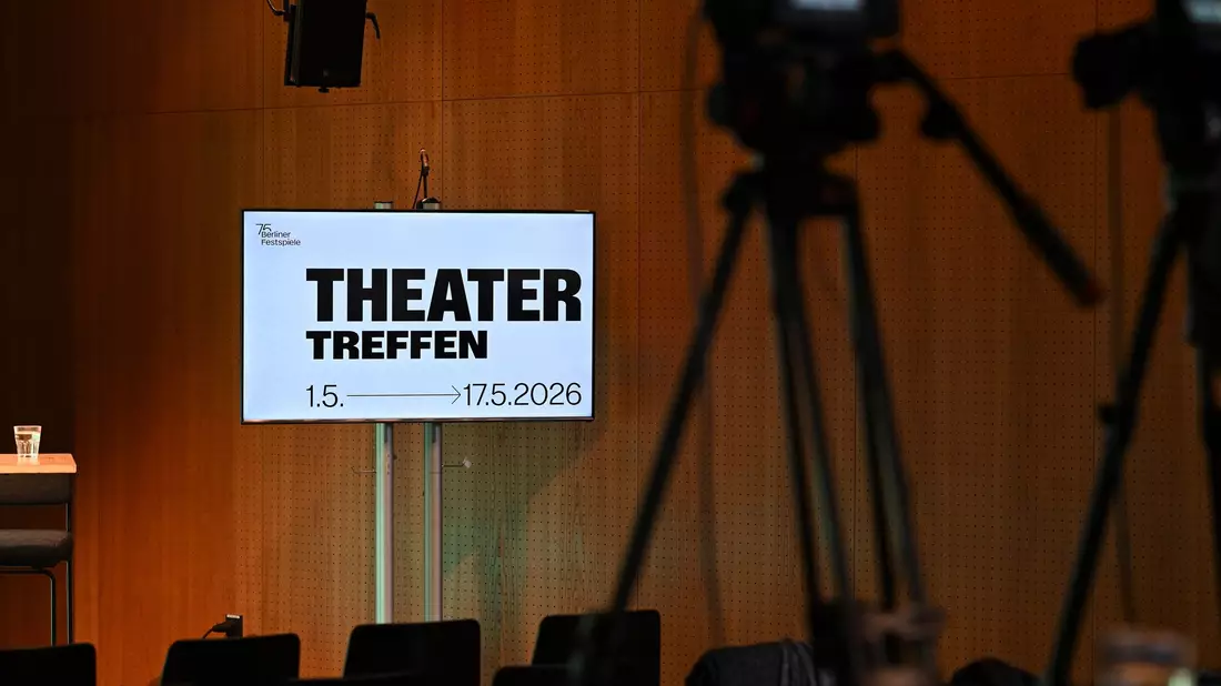 Das Theatertreffen beginnt am Freitag. (Archivbild)  - Bild: Jens Kalaene/dpa