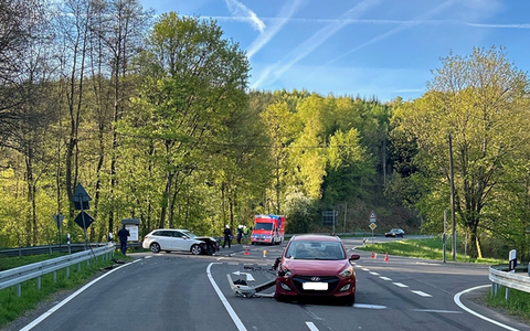 POL-GM: Unfall im Einmündungsbereich - Foto: presseportal.de