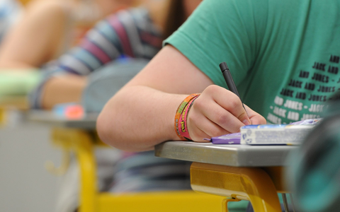 Die Ungleichheit der Bildungschancen in Deutschland habe sich weiter verfestigt, heißt es in der Studie. (Symbolbild) - Foto: Armin Weigel/dpa