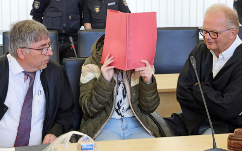 Die Angeklagte äußerte sich bisher nicht zu den Vorwürfen. - Foto: Bernd Wüstneck/dpa