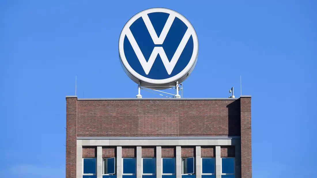 Der VW-Konzern arbeitet an einem neuen Zielbild für 2030. (Archivbild) - Bild: Julian Stratenschulte/dpa