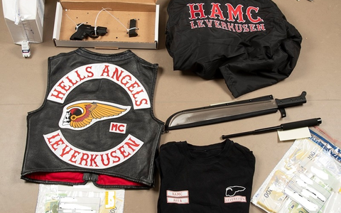 POL-D: Großeinsatz gegen die Organisierte Kriminalität - Vorläufige Bilanz - Zeitgleiche landesweite Durchsuchungen - Zahlreiche Sicherstellungen - Foto: presseportal.de