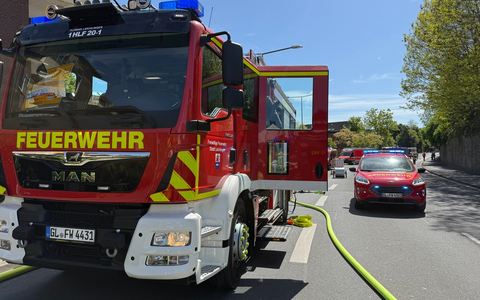 FW Leichlingen: Gemeldeter Wohnungsbrand - Geschlossene Zimmertüre verhindert Rauchausbreitung - Foto: presseportal.de