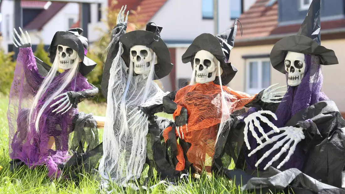 Die Vorbereitungen auf die Walpurgisnacht laufen bereits. (Archivbild) - Bild: Matthias Bein/dpa