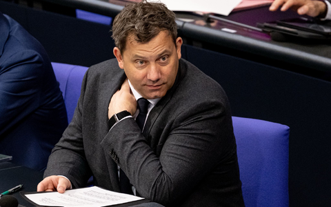 Der Finanzminister hat eine Ansage an seine Kabinettskollegen gemacht. (Archivbild) - Foto: Fabian Sommer/dpa