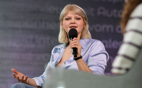 Für den «Video-Podcast des Jahres» nominiert: Autorin Sophie Passmann. - Foto: Jan Woitas/dpa