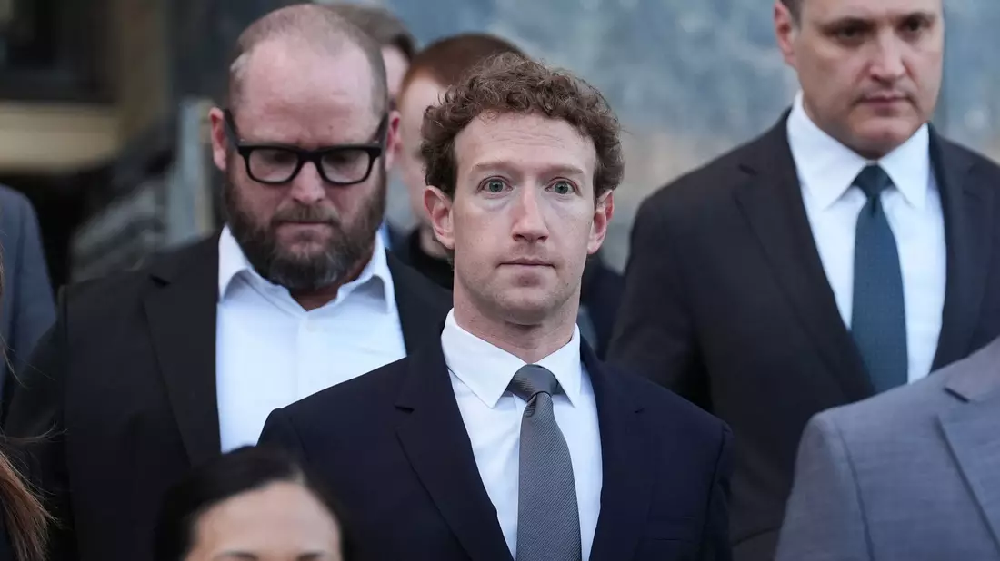 Meta-CEO Mark Zuckerberg hatte in einem Gerichtsprozess in den USA eingeräumt, dass etwa auf Instagram auch Nutzer unter 13 Jahren zugreifen. (Archivbild) - Bild: Damian Dovarganes/AP/dpa