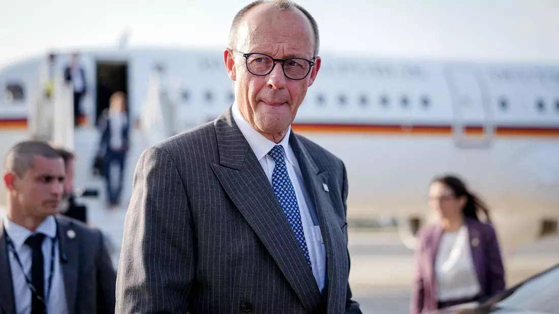 Der Kanzler ist mit seiner eigenen Kommunikation nicht zufrieden. - Bild: Kay Nietfeld/dpa