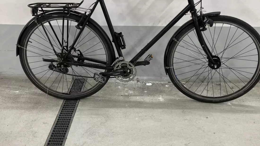 POL-DA: Darmstadt: Nach versuchtem Fahrraddiebstahl in der Holzstraße / Polizei sucht Fahrradeigentümer - Bild: presseportal.de