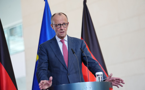 Bundeskanzler Merz sieht das Verhältnis zu US-Präsident Trump weiter als gut an.  - Foto: Kay Nietfeld/dpa