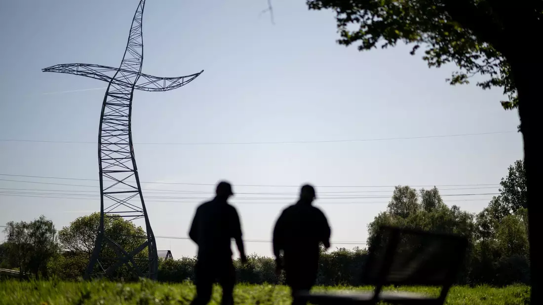 Der April war in vielen Teilen Deutschlands sehr sonnig und trocken. - Bild: Fabian Strauch/dpa