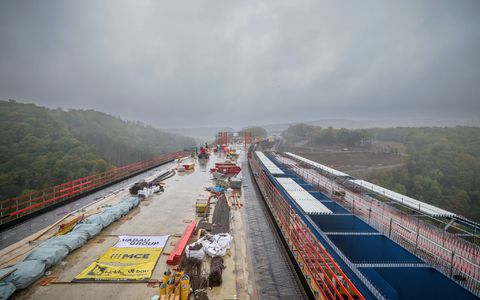 In Deutschland sollen viele Brücken saniert werden. (Archivbild) - Foto: Christoph Reichwein/dpa