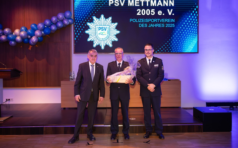 POL-ME: Auszeichnung durch Innenminister Herbert Reul: PSV Mettmann ist Polizeisportverein des Jahres - 2604111 - Foto: presseportal.de