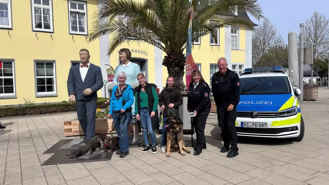 POL-NI: Tierschutzverein leiht der Polizei Chip-Lesegerät - Bild: presseportal.de