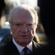König Carl XVI. Gustaf hat während seiner langen Zeit als Monarch auch viele stürmische Zeiten durchgemacht. (Archivbild) - Foto: Sergei Grits/AP/dpa