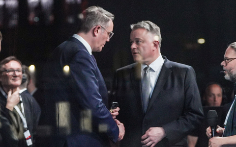 Die Verhandlungsführer Alexander Schweitzer (SPD/links) und Gordon Schnieder (CDU) sind übereingekommen. (Archivbild)  - Foto: Andreas Arnold/dpa