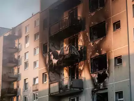 Balkonbrand in Ludwigshafen: Feuer zerstört Wohnung in Friesenheim - Foto: über boerse-global.de