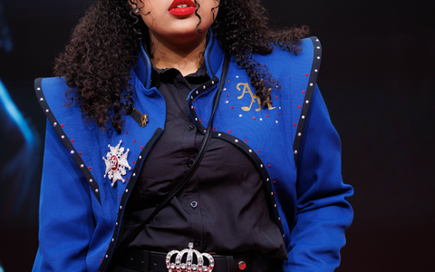 Viele Fans kamen zur internationalen Premiere von «Michael» im typischen Michael Jackson-Look. (Archivbild) - Foto: Carsten Koall/dpa