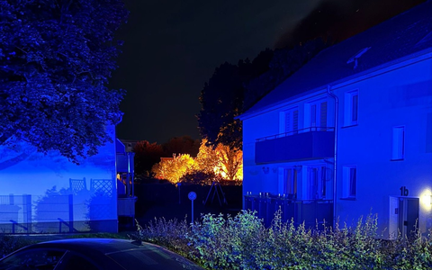 FW Witten: Zwei Gartenlauben im Vollbrand - Foto: presseportal.de