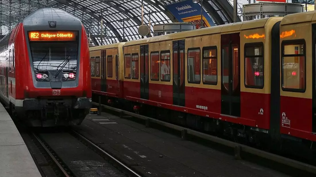 Regionalzug und S-Bahn (Archiv) - Bild: via dts Nachrichtenagentur