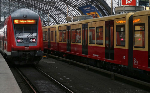 Regionalzug und S-Bahn (Archiv) - Foto: via dts Nachrichtenagentur