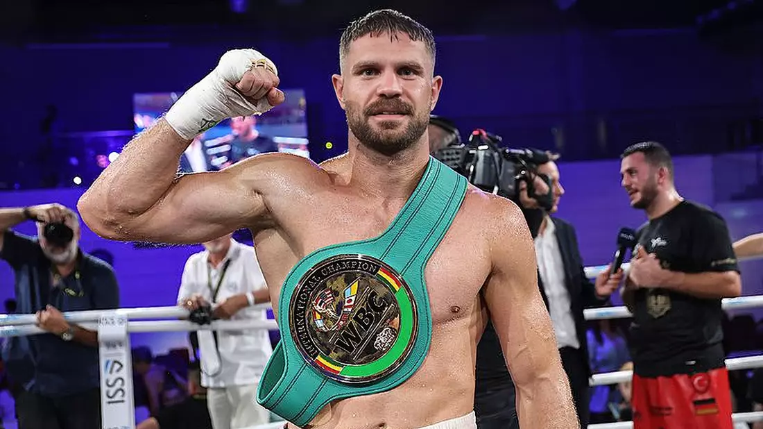 Mad May - drei Nächte, drei Ringe, ein Monat, der knallt: Drei große Boxabende im Mai live in der ARD Mediathek und bei sportschau.de - Bild: SES Boxing / Weiterer Text über ots und www.presseportal.de/nr/153003 / Die Verwendung dieses Bildes für redaktionelle Zwecke ist unter Beachtung aller mitgeteilten Nutzungsbedingungen zulässig und dann auch honorarfrei. Veröffentlichung ausschließlich mi