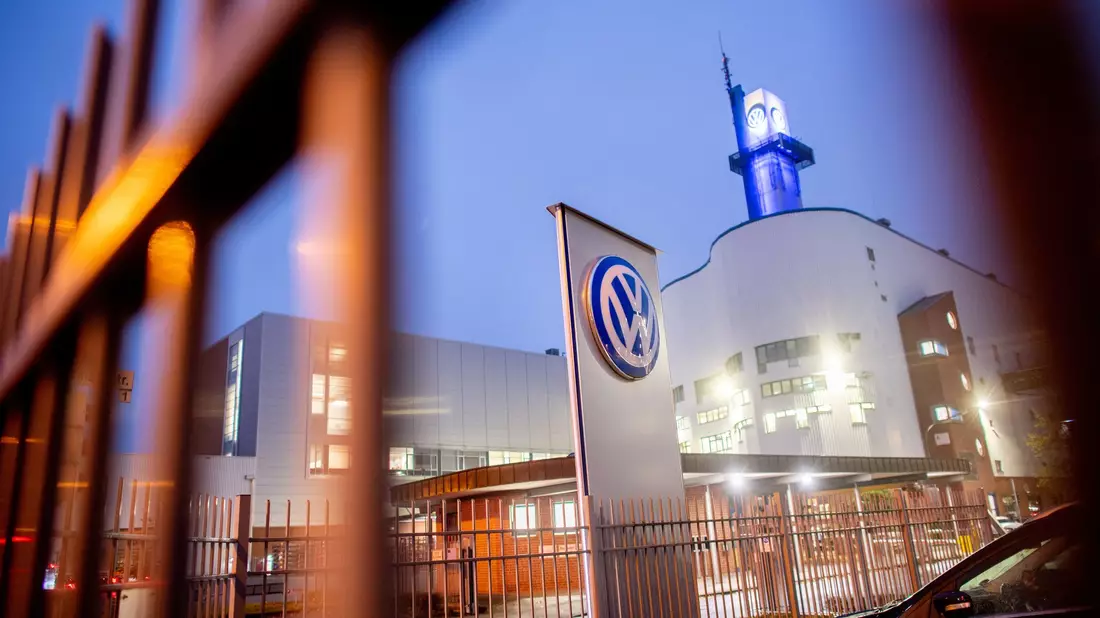 Blick auf das VW-Werk Osnabrück. - Bild: Hauke-Christian Dittrich/dpa