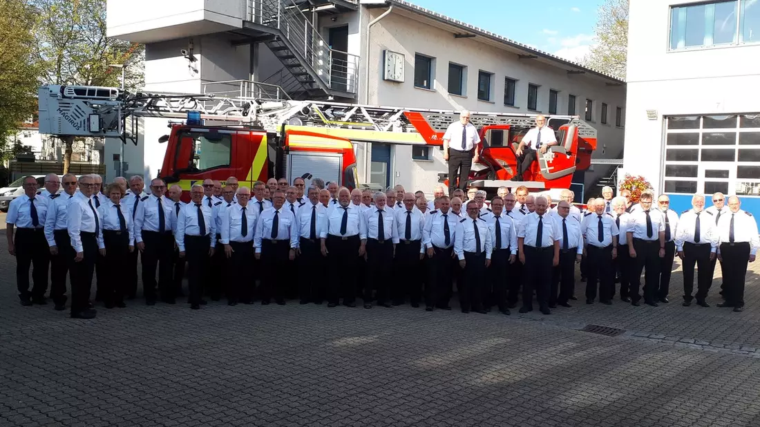 FW-OG: Feuerwehrverbunden bis ins hohe Alter - Bild: presseportal.de
