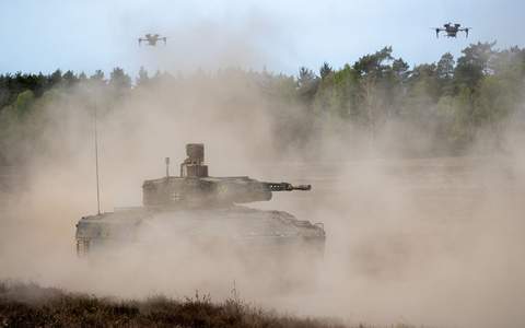 Bundeskanzler besucht Lehr- und Versuchsübung des Heeres - Foto: presseportal.de