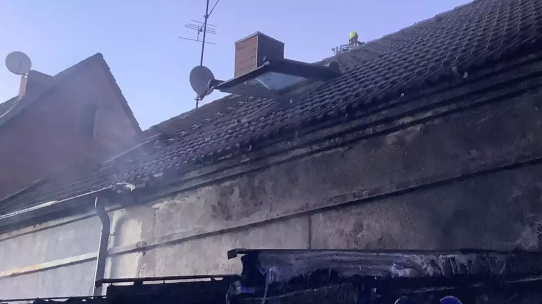 FW-GE: Explosion in einem Anbau eines Wohngebäudes - Bild: presseportal.de