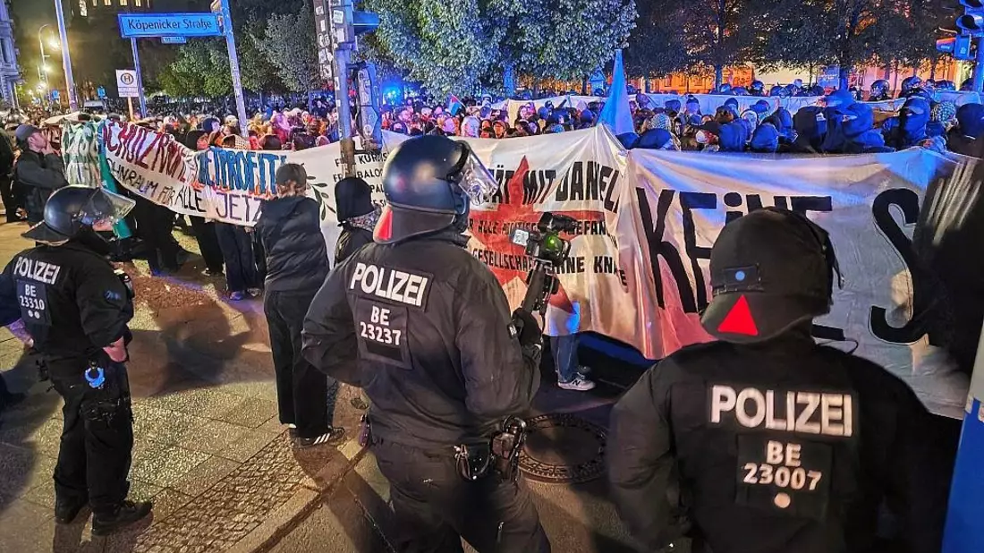 Linke Demo am 30.04.2026 - Bild: via dts Nachrichtenagentur