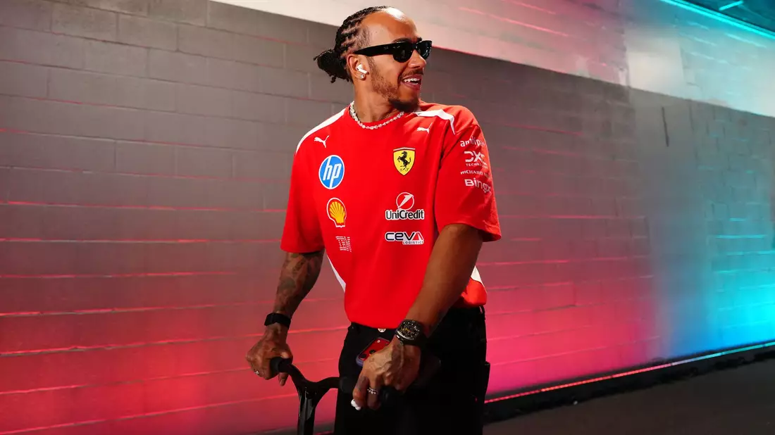 Lewis Hamilton wünscht sich mehr Mitsprache der Fahrer. - Bild: Bradley Collyer/PA Wire/dpa