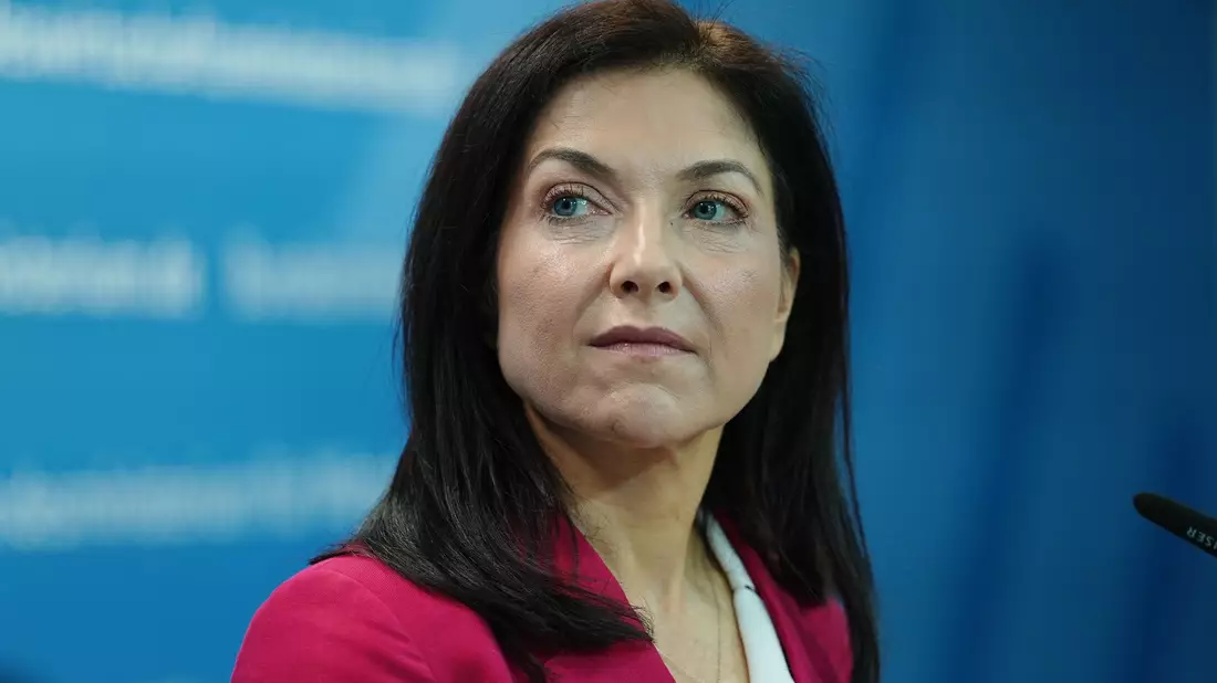 Wirtschaftsministerin Reiche erwartet von der Branche eine volle Weitergabe der Steuersenkung. (Archivbild)  - Bild: Kay Nietfeld/dpa