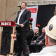 SPD-Chef Klingbeil bei einer Kundgebung im Ruhgebiet. - Foto: Benjamin Westhoff/dpa
