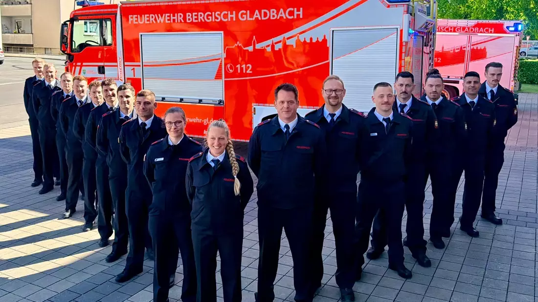 FW-GL: Abschluss des Grundausbildungslehrgangs B1 2/2024 - Neue Einsatzkräfte für die Feuerwehr Bergisch Gladbach - Bild: presseportal.de