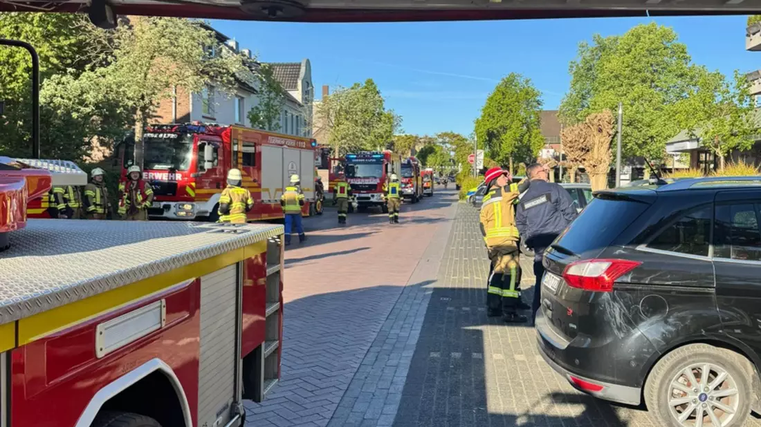 FW Voerde: Einsatzreicher Donnerstag für die Feuerwehr Voerde - Bild: presseportal.de