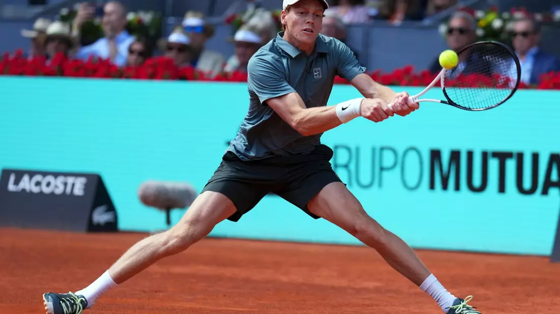 Jannik Sinner sorgt auch in Madrid für Furore. - Bild: Manu Fernandez/AP/dpa