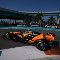 Lando Norris steht in der Sprint-Qualifikation ganz vorne. - Foto: Rebecca Blackwell/AP/dpa