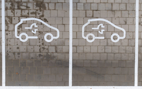 Weil es in China und den USA schlecht lief, sind die weltweiten Elektroautoneuzulassungen im ersten Quartal gesunken. (Symbolbild) - Foto: Sebastian Kahnert/dpa