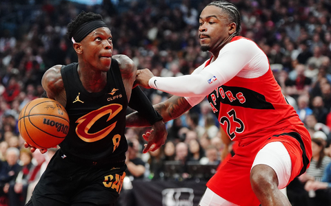 Dennis Schröder und die Cleveland Cavaliers müssen ebenfalls in ein Entscheidungsspiel. - Foto: Frank Gunn/The Canadian Press/AP/dpa