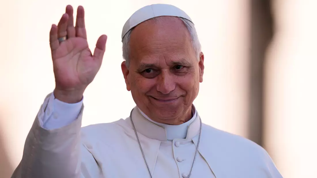 Papst Leo XIV. bei einer Generalaudienz im Vatikan. (Archivbild) - Bild: Alessandra Tarantino/AP/dpa